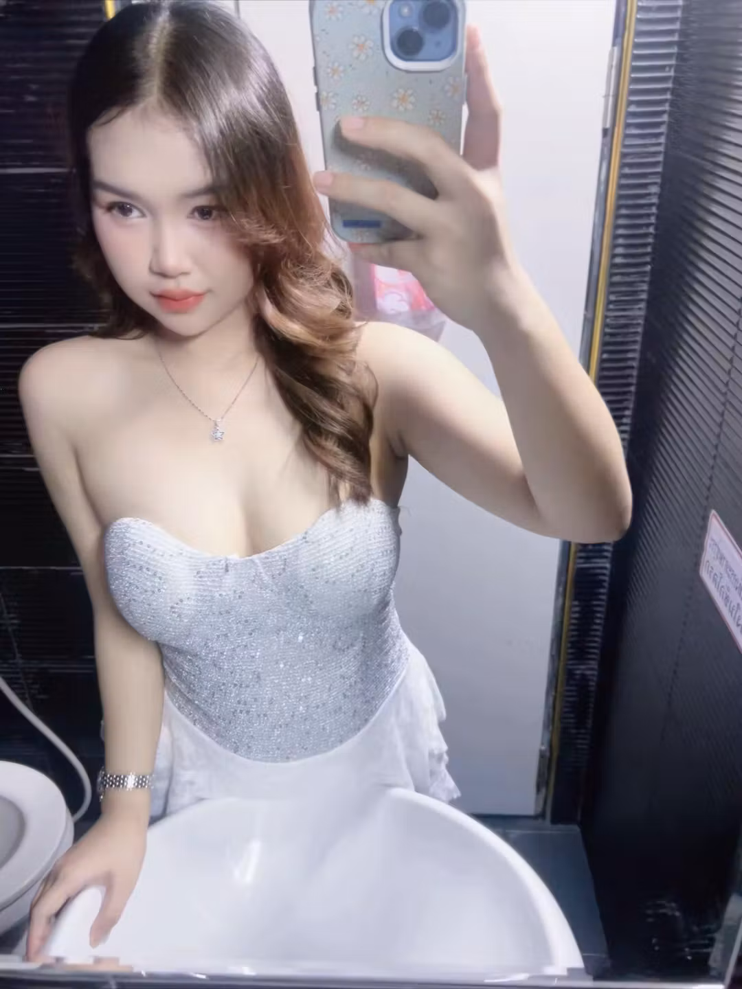 Amornrat21 (23)