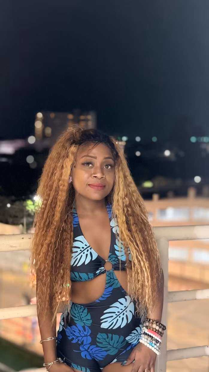 Maurelie (25)