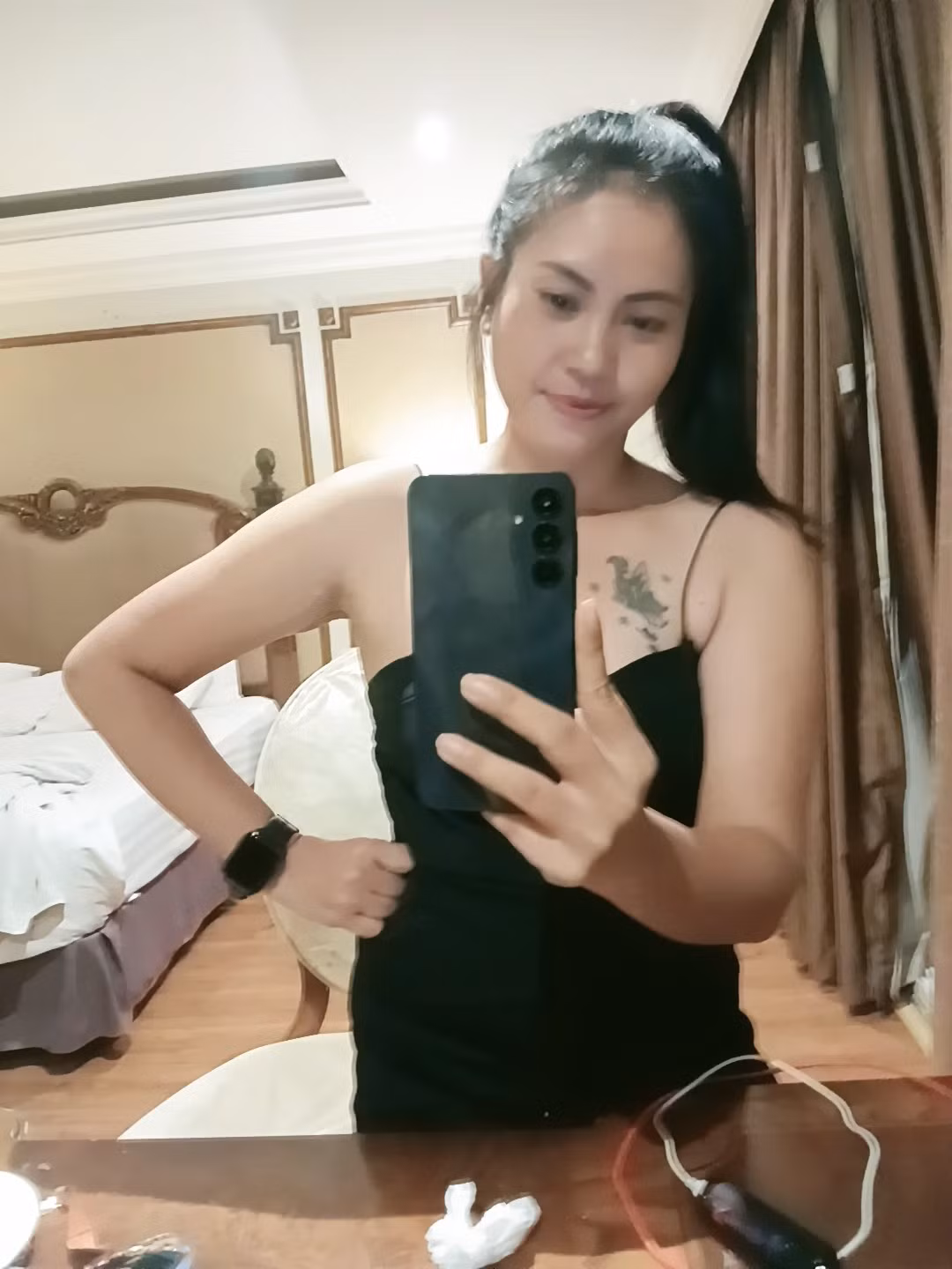 Emmy686 (32)