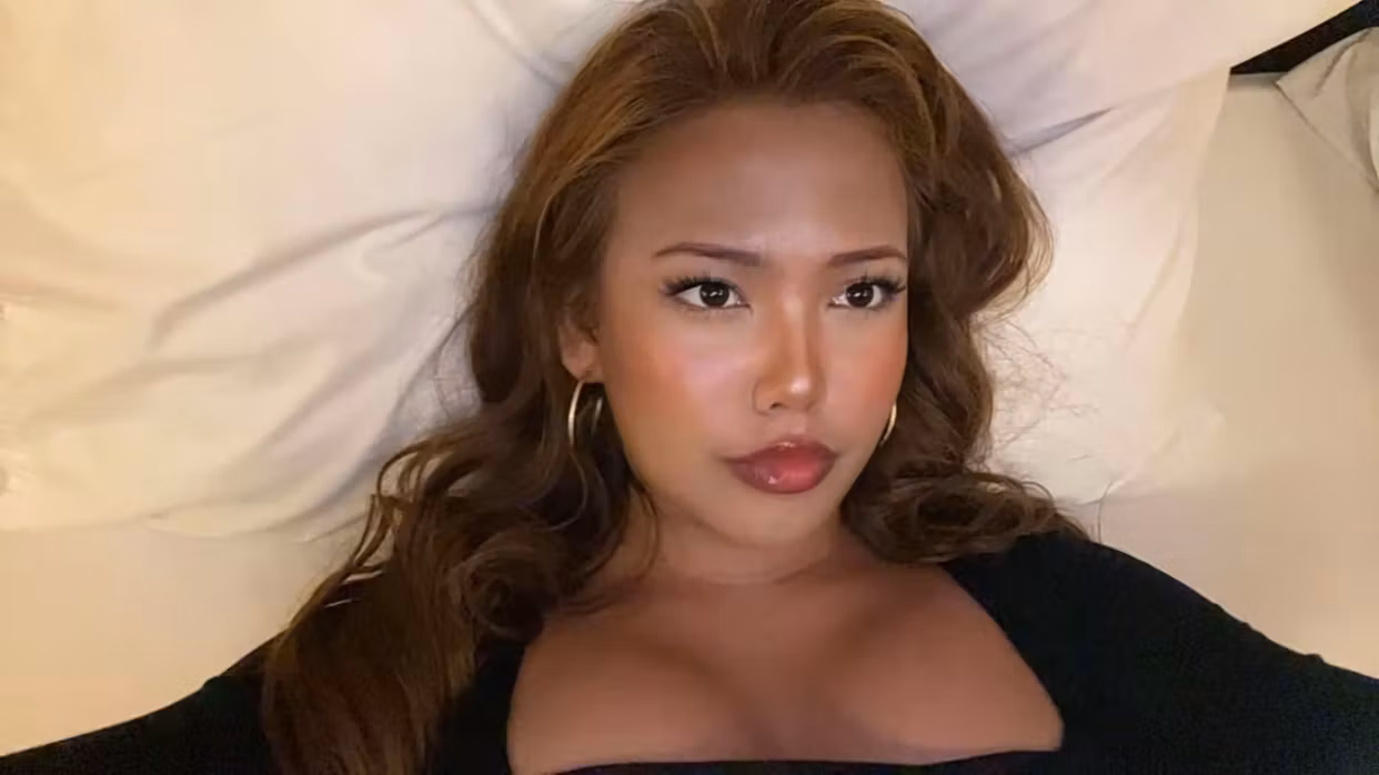Pamela00 (18)