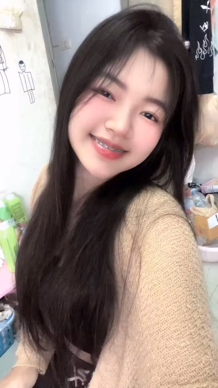 PennapaPholpitak (22)