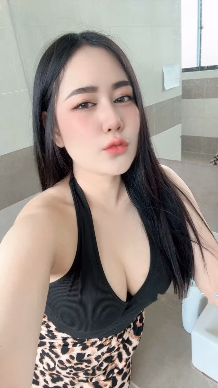 Nancy50450 (30)