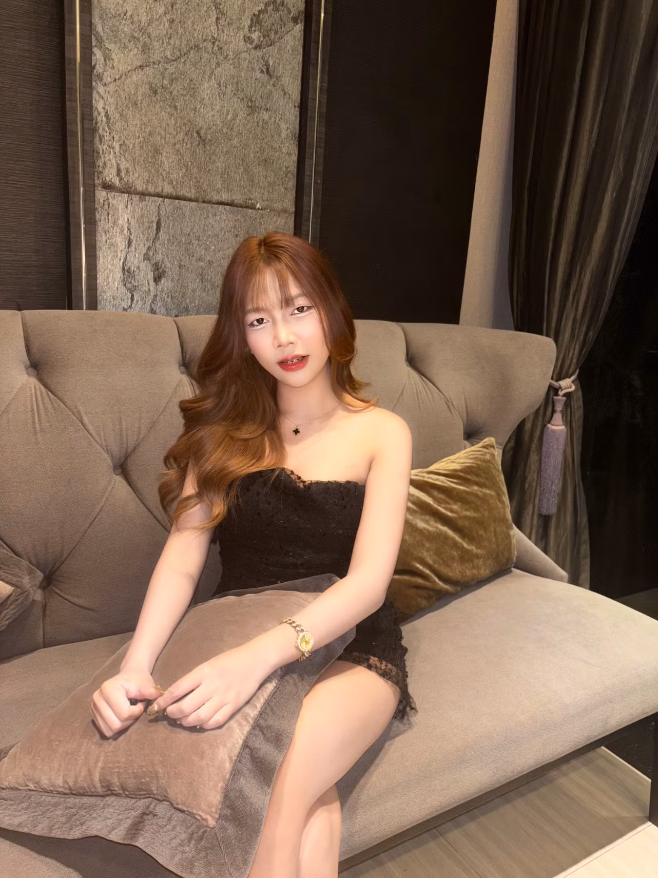 Emmy5647 (20)