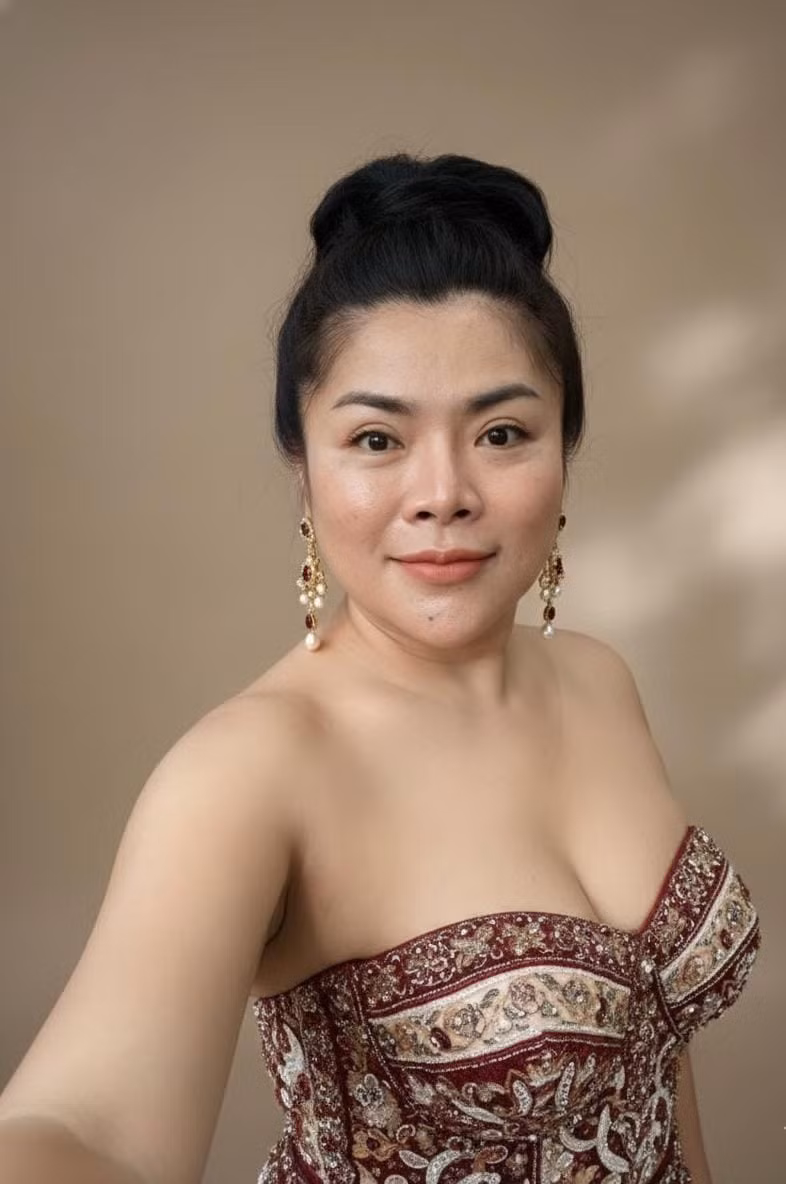 BellaSasan (35)