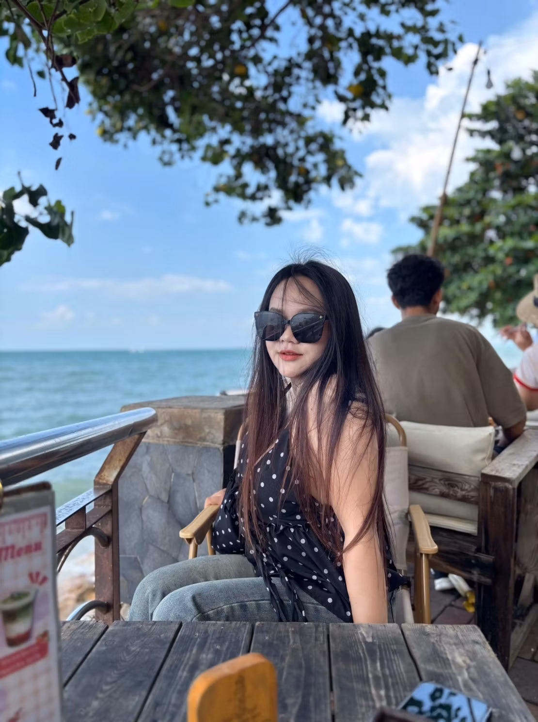Pritchaya (25)