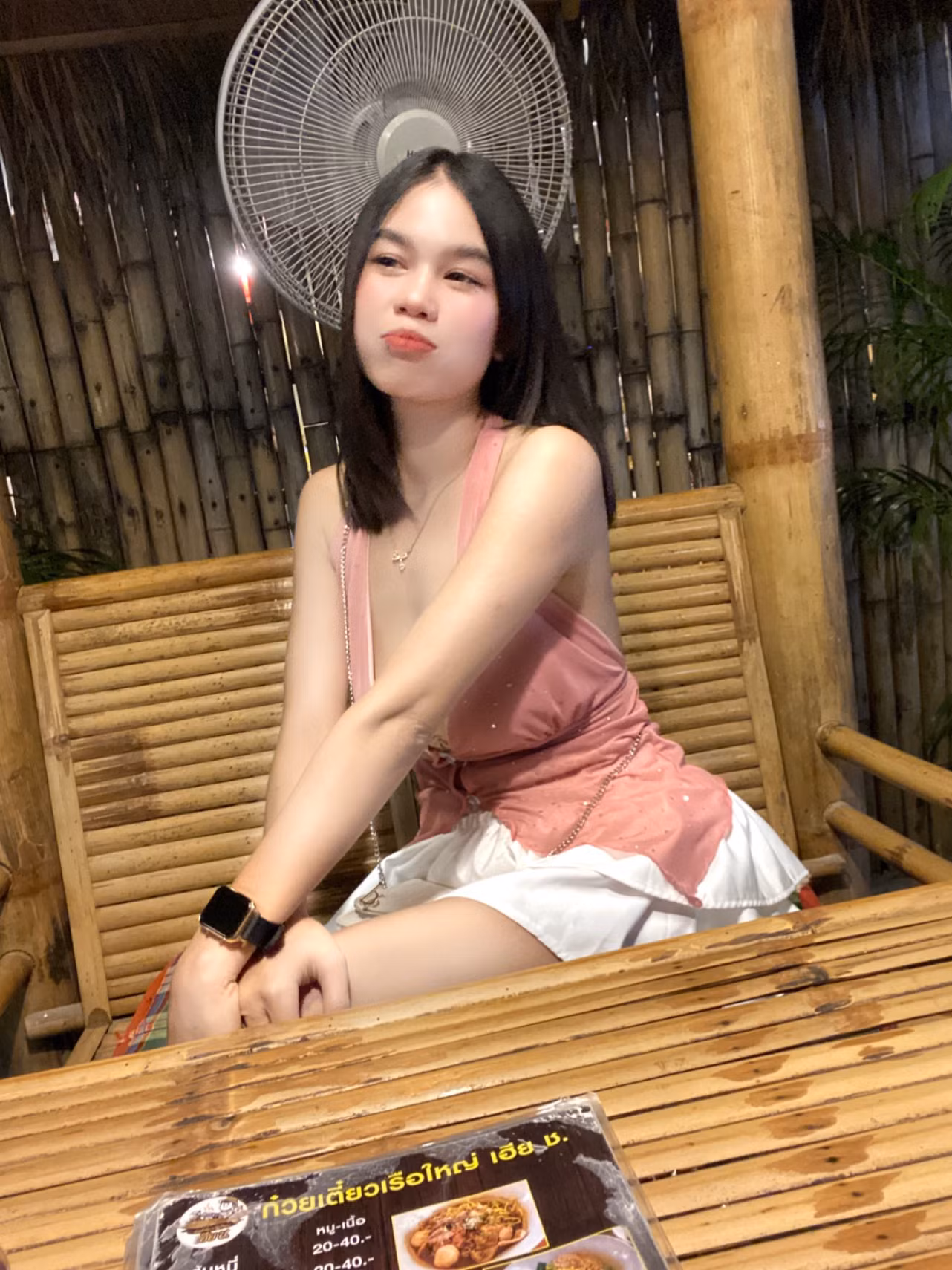 ModeratedmWfsbRzG (22)