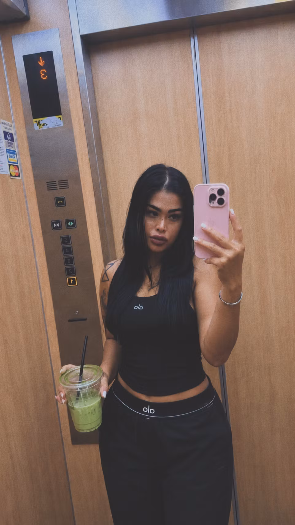 FameFameFame (28)
