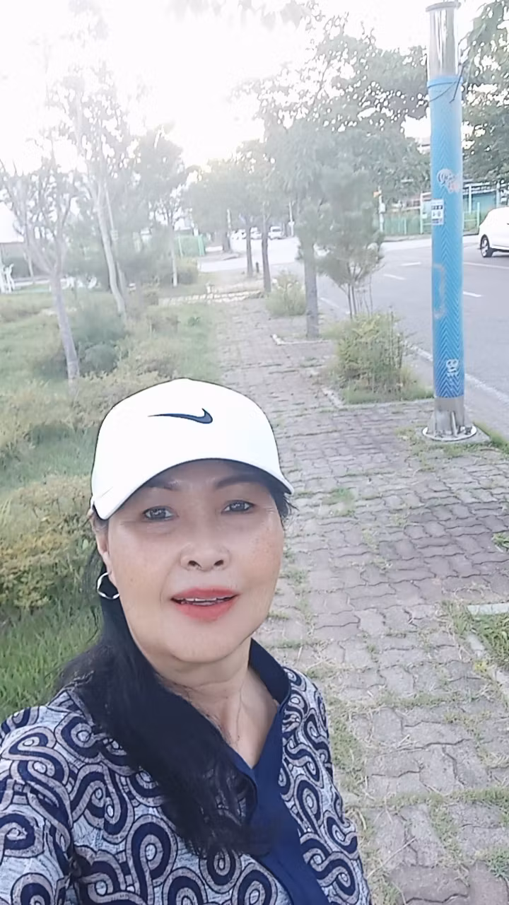 Sunny4899 (52)